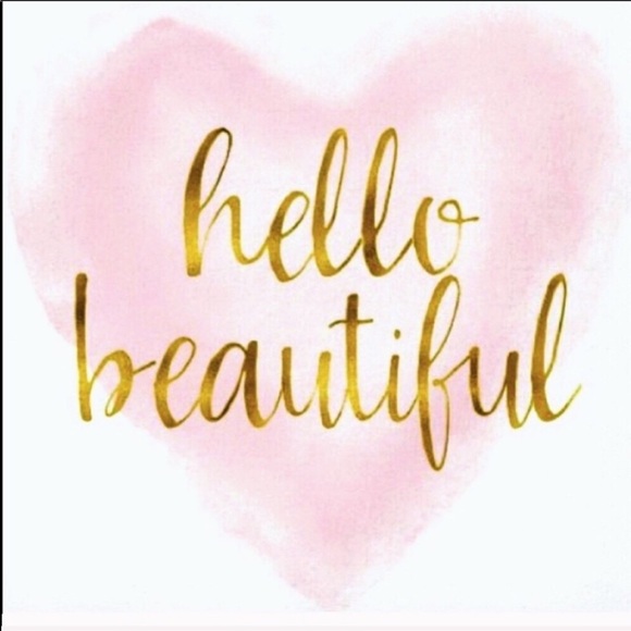 Meet your Posher, Margarita 🦋 - Picture 2 of 3